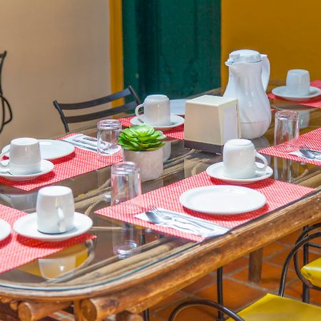 Hotel Adobe Y Teja Сан-Кристобаль-де-Ла-Касас Экстерьер фото
