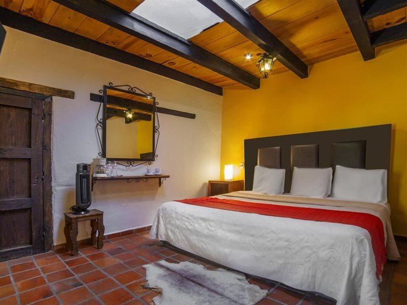 Hotel Adobe Y Teja Сан-Кристобаль-де-Ла-Касас Экстерьер фото