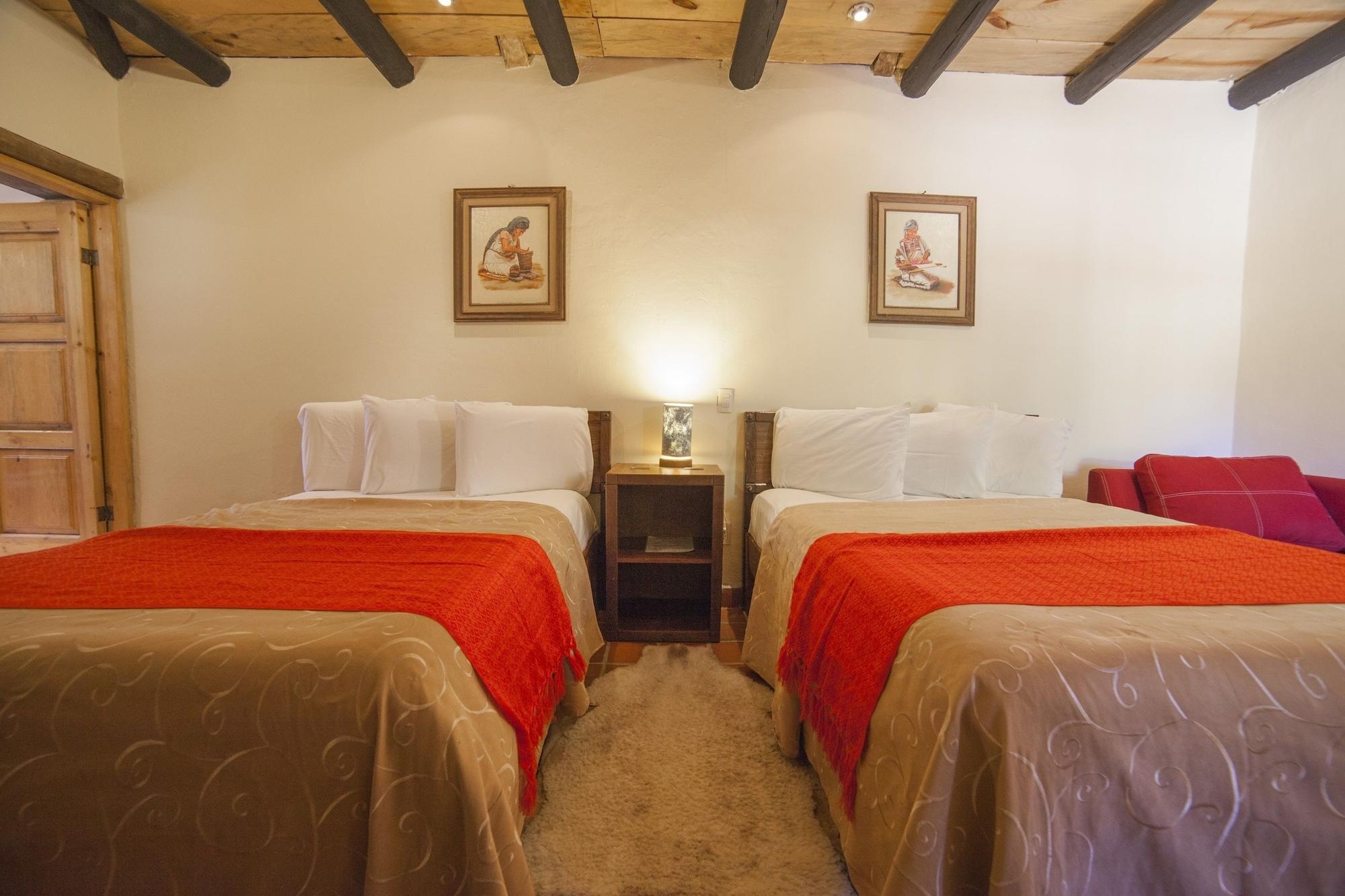 Hotel Adobe Y Teja Сан-Кристобаль-де-Ла-Касас Экстерьер фото