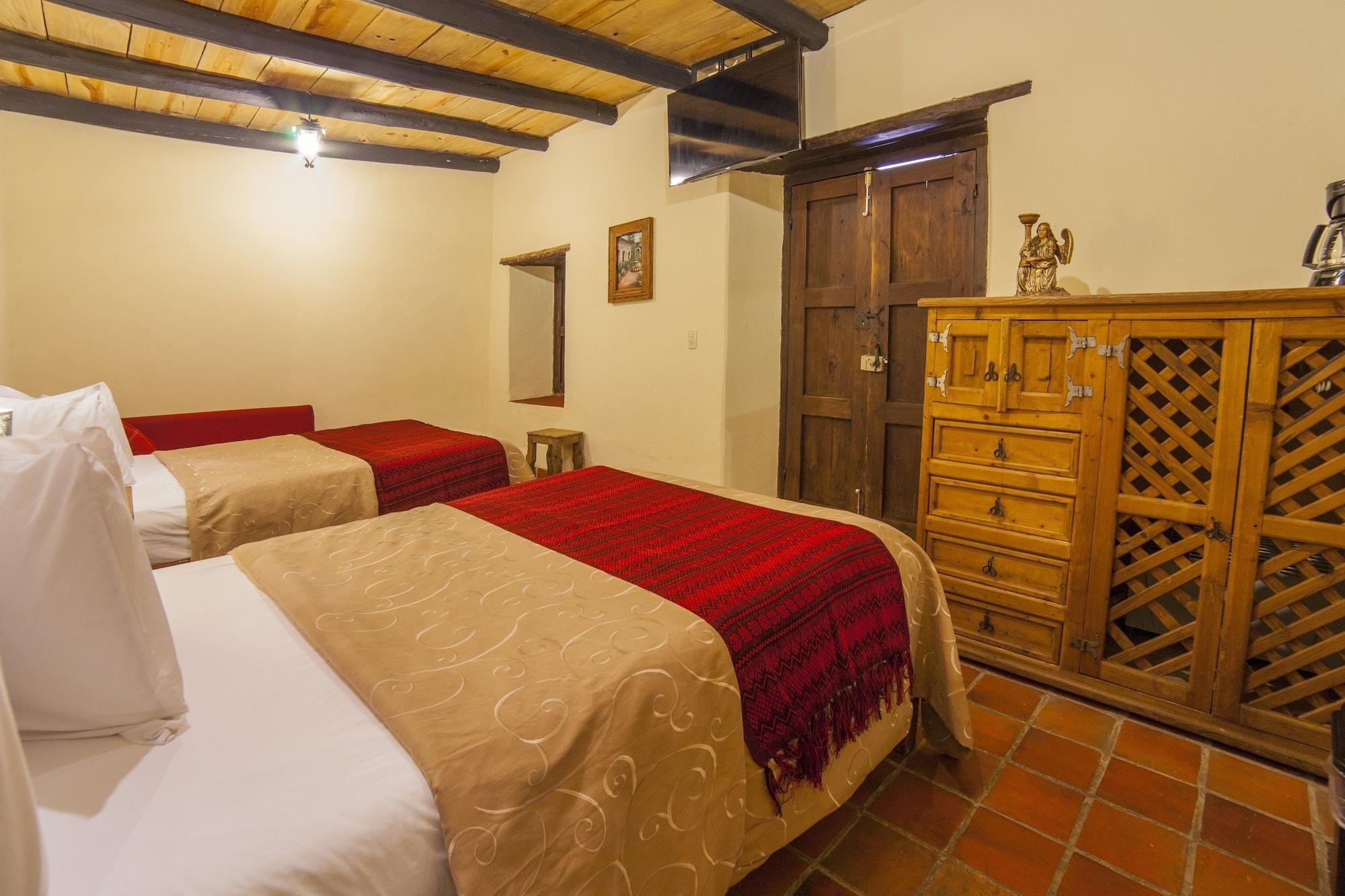 Hotel Adobe Y Teja Сан-Кристобаль-де-Ла-Касас Экстерьер фото