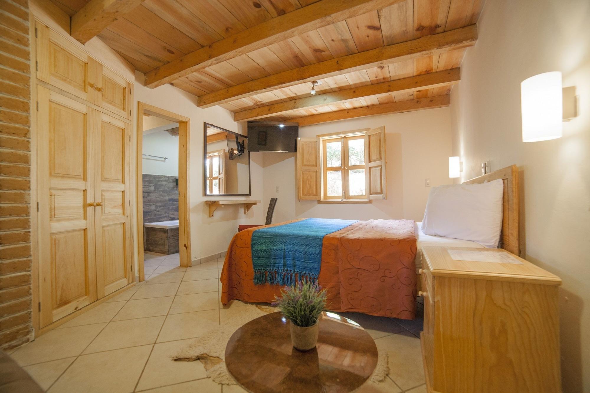 Hotel Adobe Y Teja Сан-Кристобаль-де-Ла-Касас Экстерьер фото